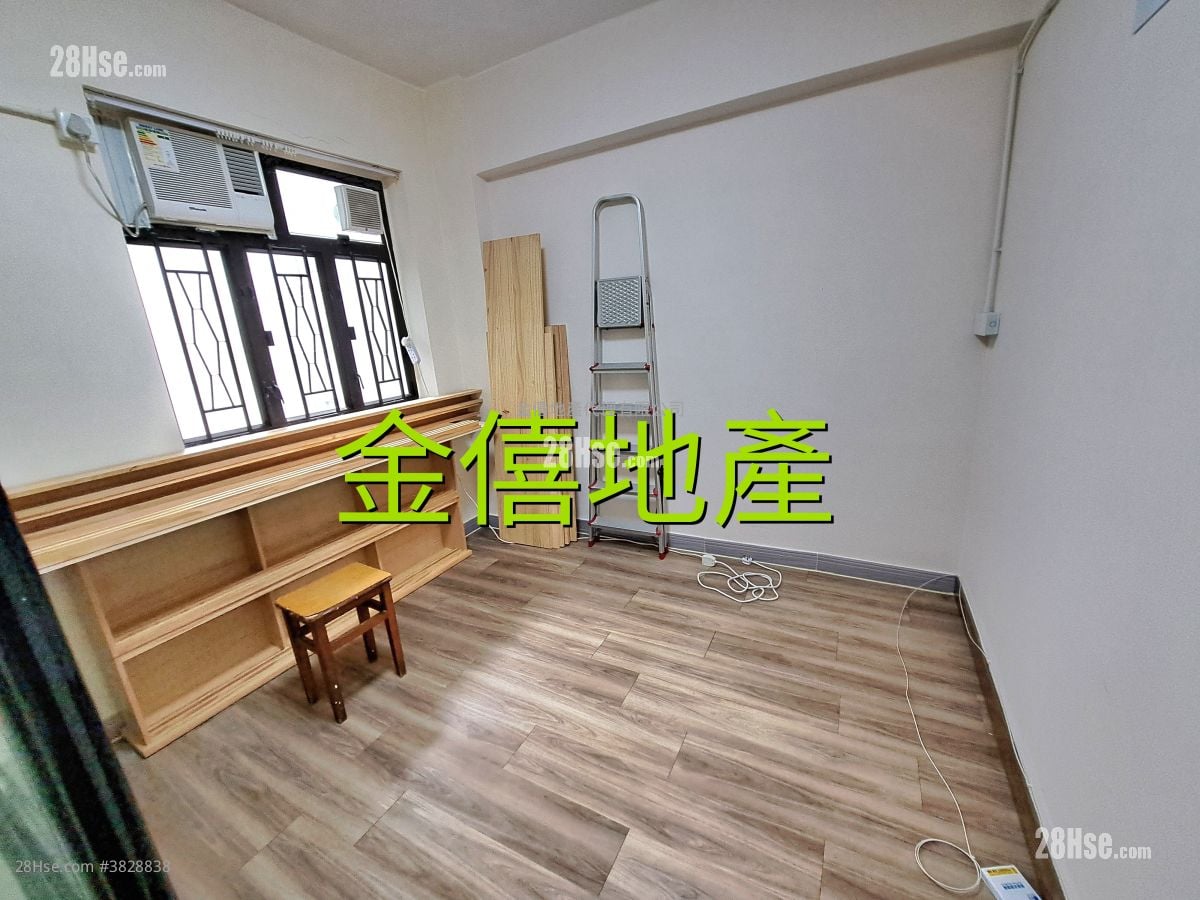 153 Sai Yee Street Sell 3 Bedrooms , 1 Bathroom 607 ft²