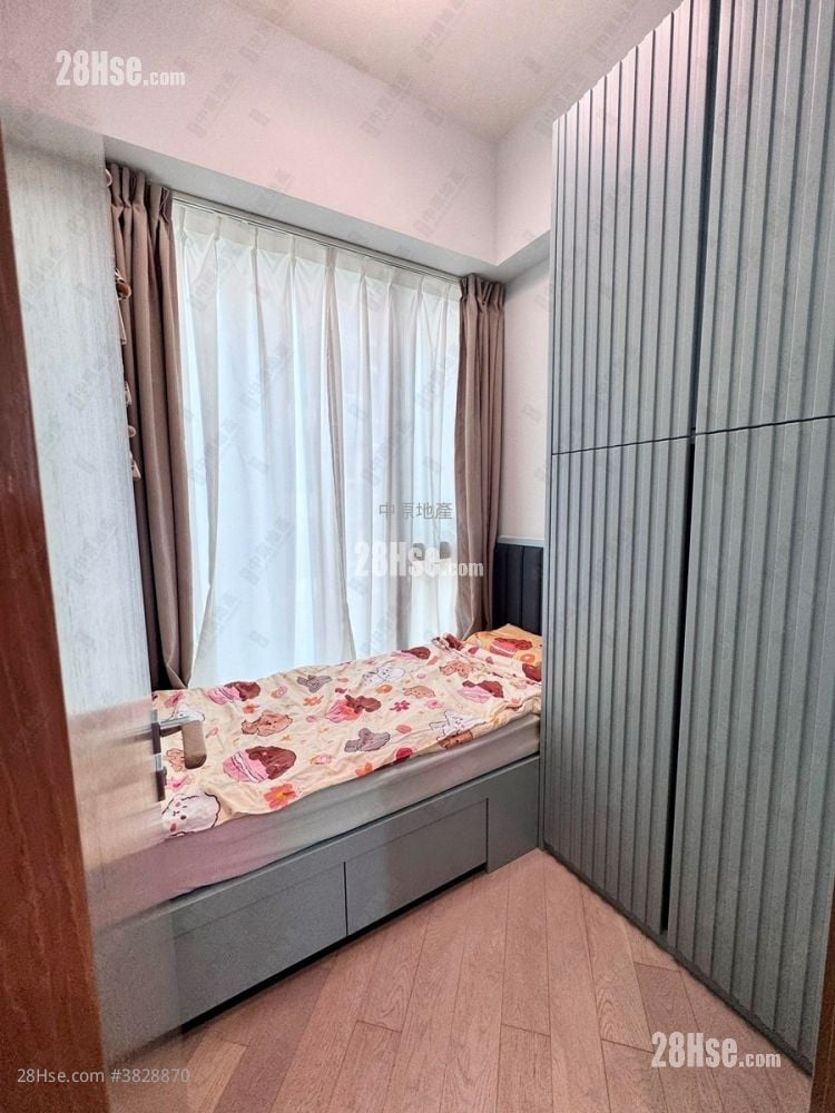 Wetland Seasons Bay 售盘 5+ 房 , 3 浴室 757 平方尺