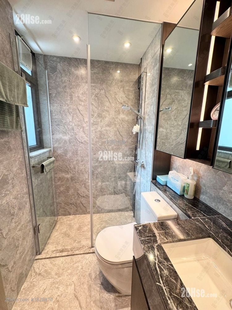 Wetland Seasons Bay 售盘 5+ 房 , 3 浴室 757 平方尺