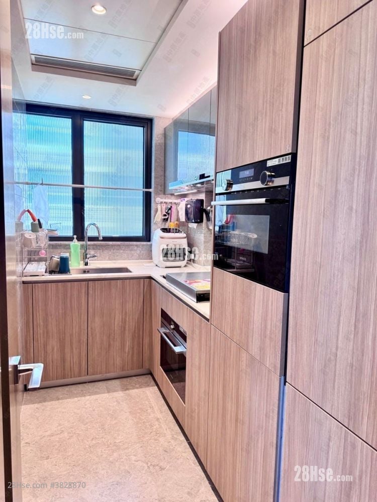 Wetland Seasons Bay 售盘 5+ 房 , 3 浴室 757 平方尺