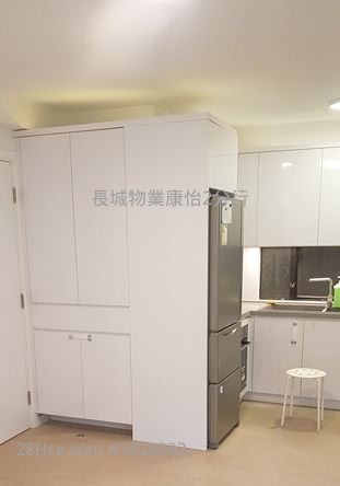 Kornhill Rental 502 ft²