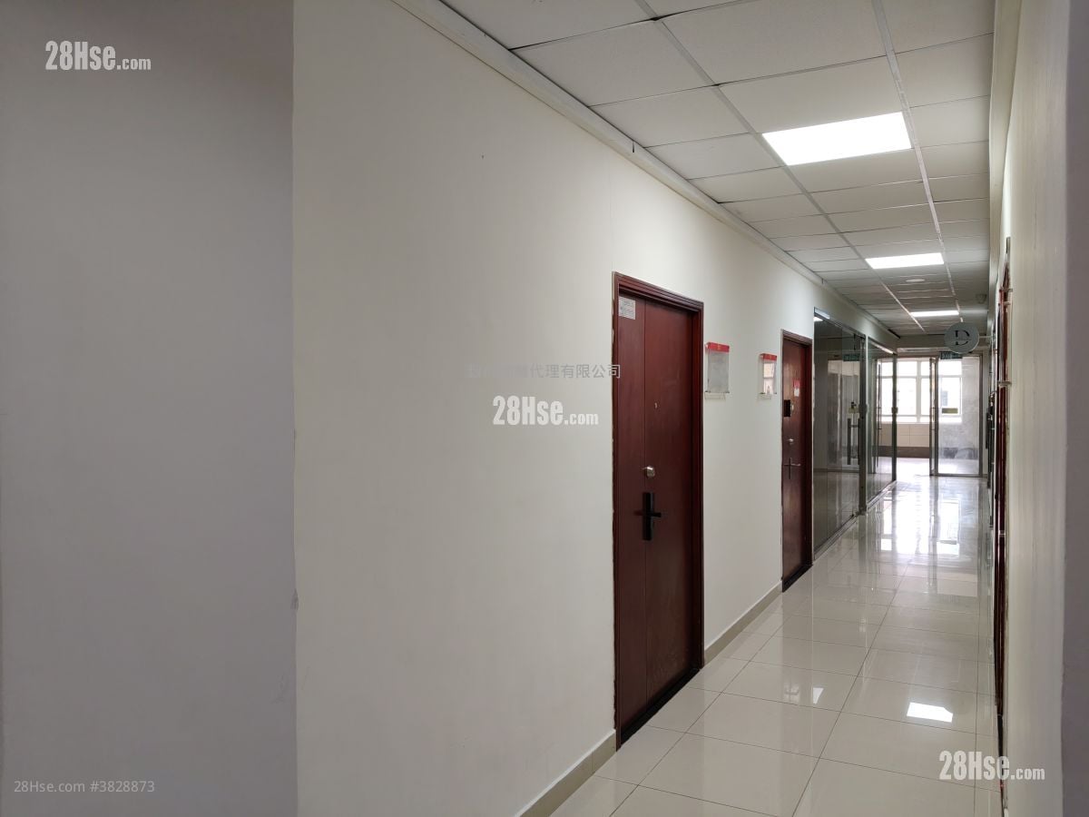 How Ming Factory Building Rental 202 ft²