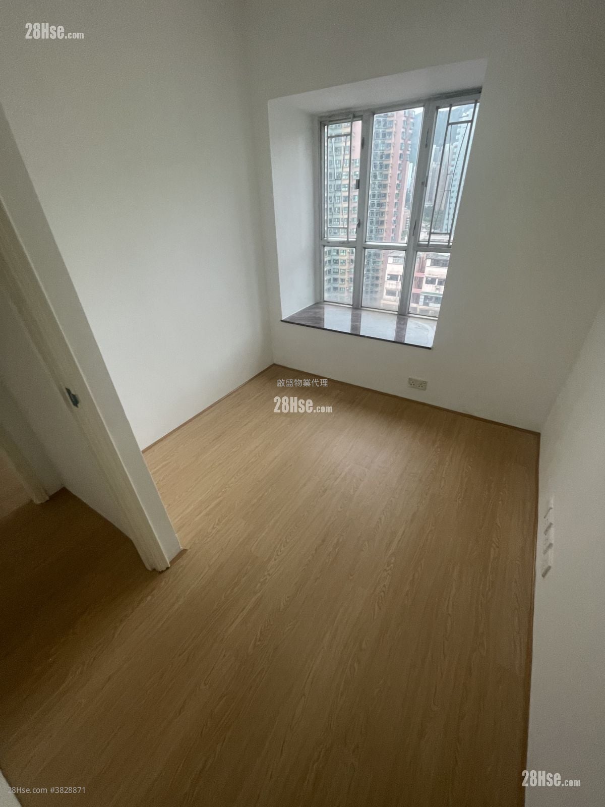 越秀廣場 租盤 3 房 , 1 浴室 566 平方呎