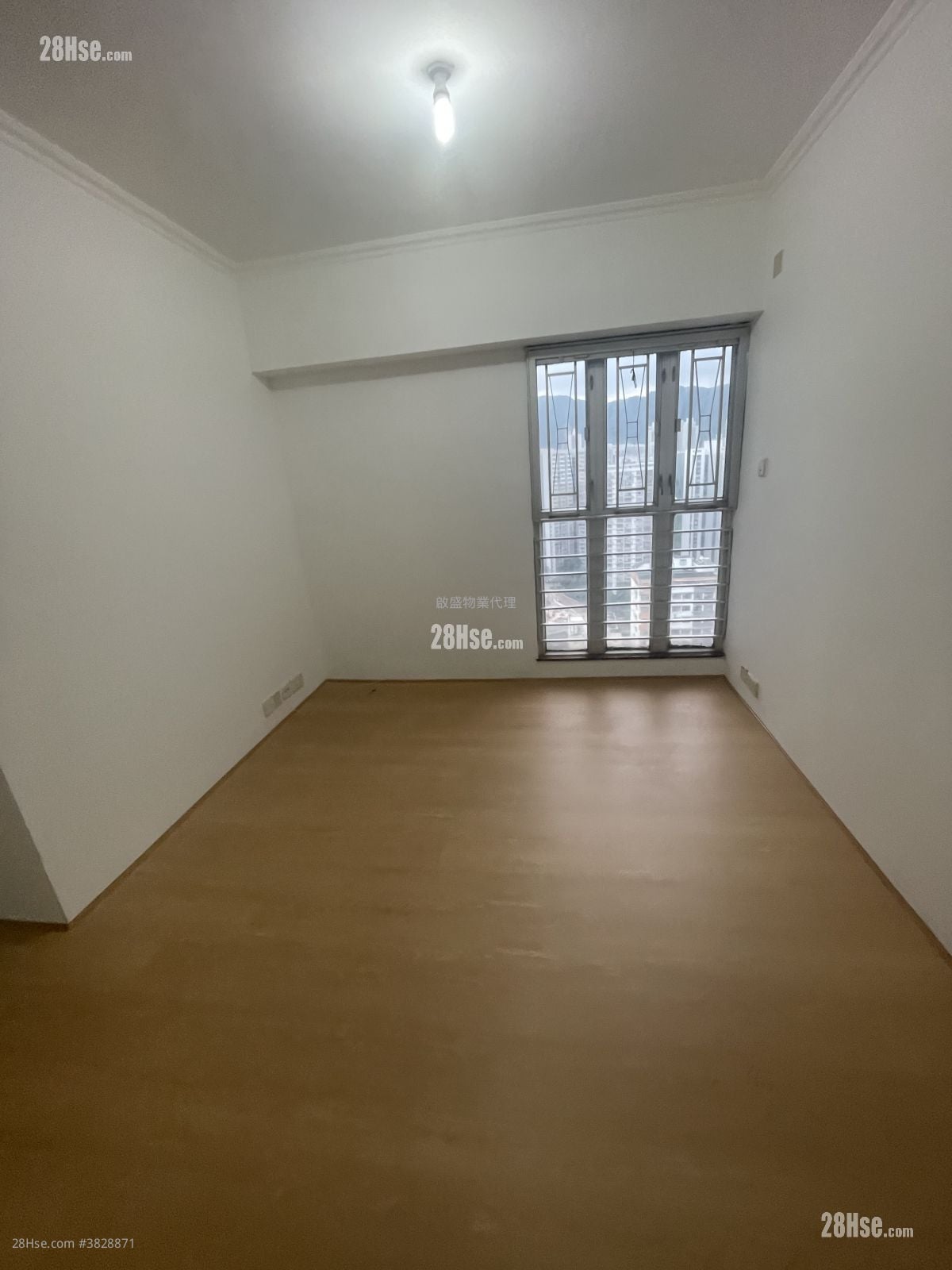 越秀廣場 租盤 3 房 , 1 浴室 566 平方呎