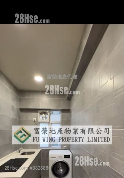 Po On Building Sell 2 Bedrooms , 1 Bathroom 469 ft²