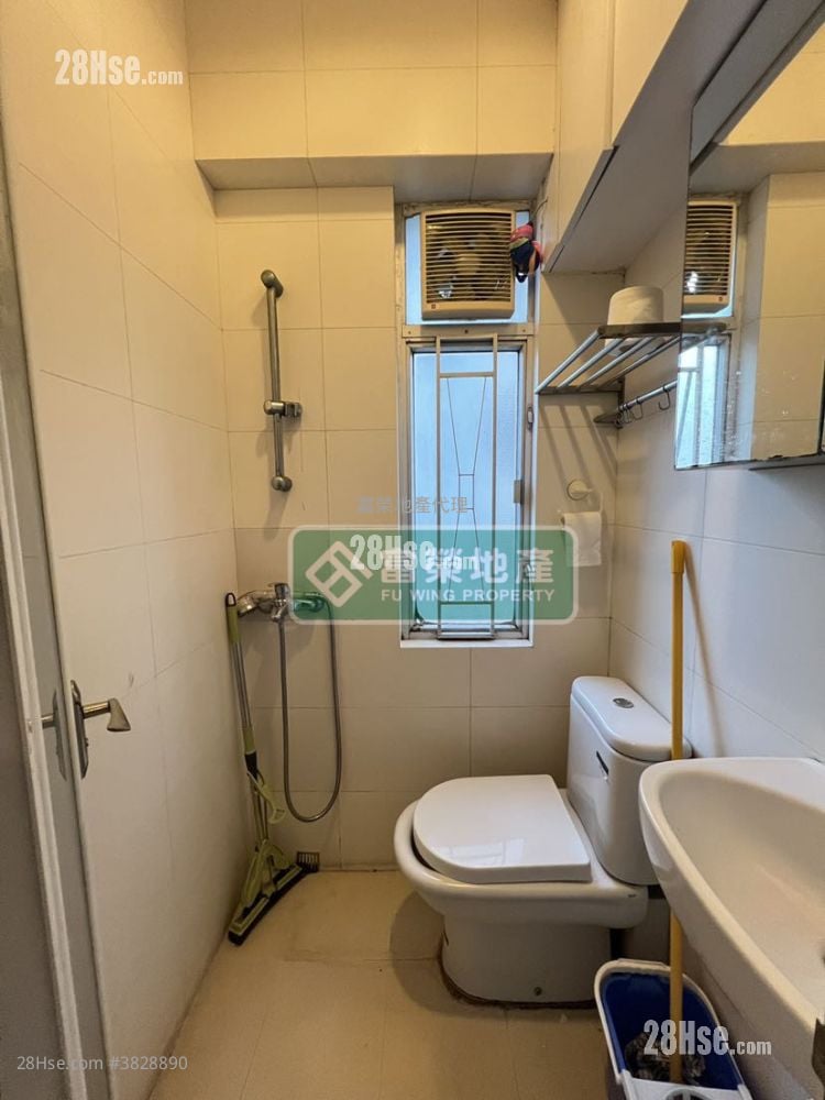 Han Cheong Building Sell Studio , 1 Bathroom 257 ft²