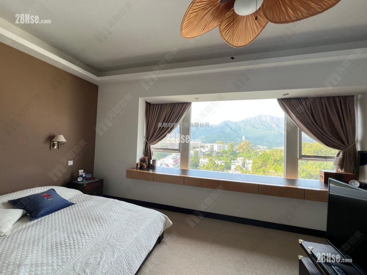 比华利山别墅 售盘 5+ 房 , 2 浴室 1,902 平方尺