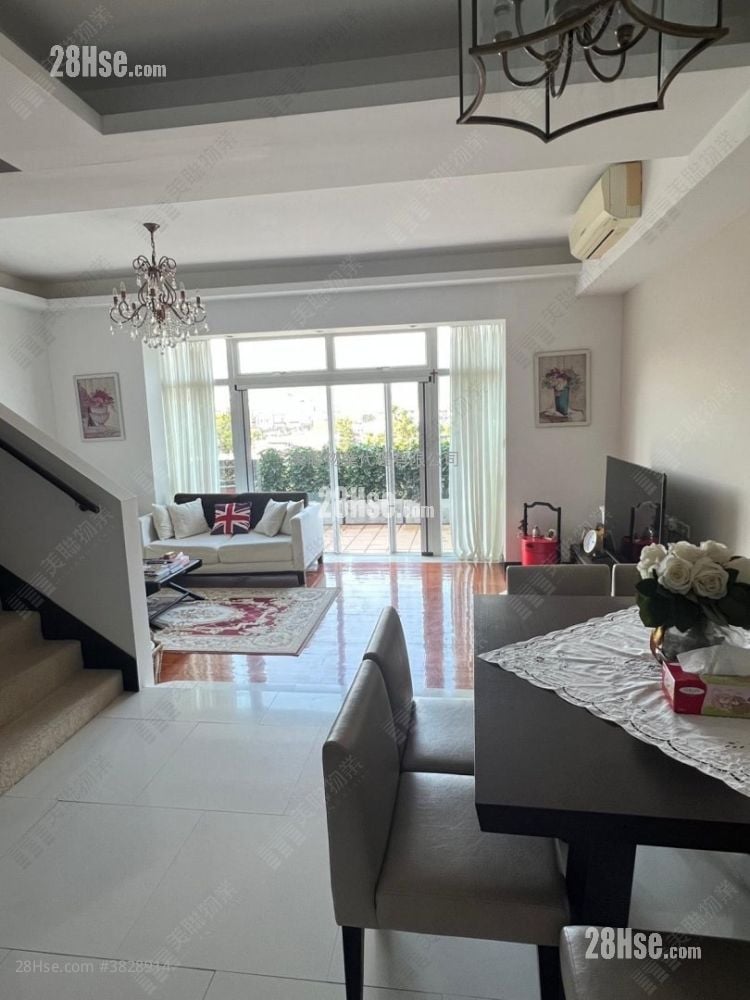 比华利山别墅 售盘 5+ 房 , 2 浴室 1,902 平方尺