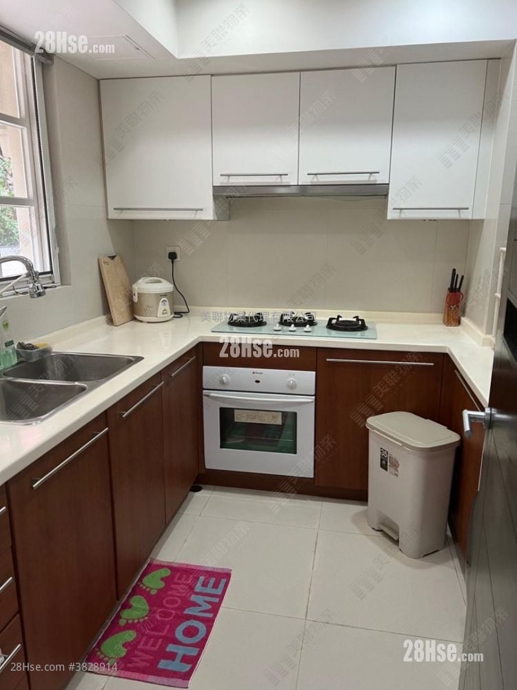 比华利山别墅 售盘 5+ 房 , 2 浴室 1,902 平方尺