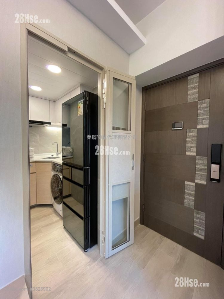 Tuen Mun Town Plaza Sell 2 Bedrooms 325 ft²