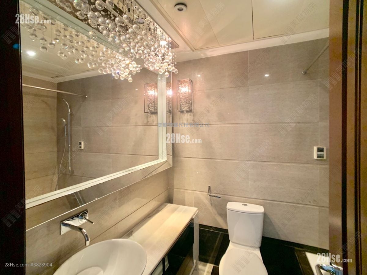 半山壹號 租盤 5+ 房 , 3 浴室 1,975 平方呎