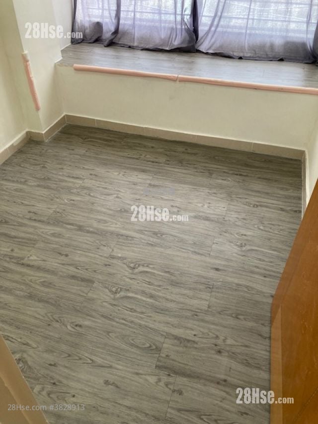 萬豐大廈 租盤 2 房 , 1 浴室 260 平方呎