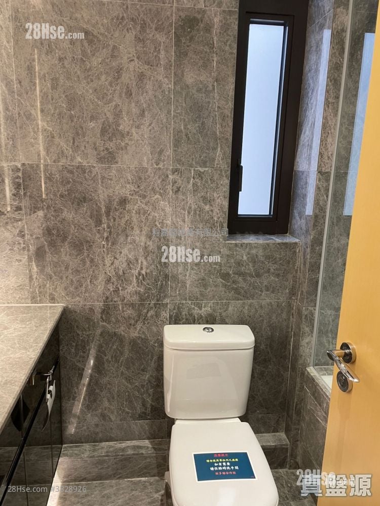 珀爵 售盘 4 房 , 3 浴室 1,967 平方尺