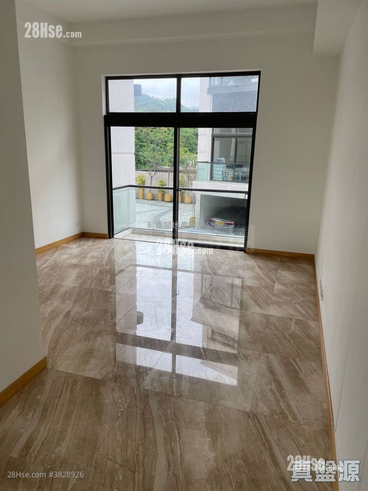 珀爵 售盘 4 房 , 3 浴室 1,967 平方尺