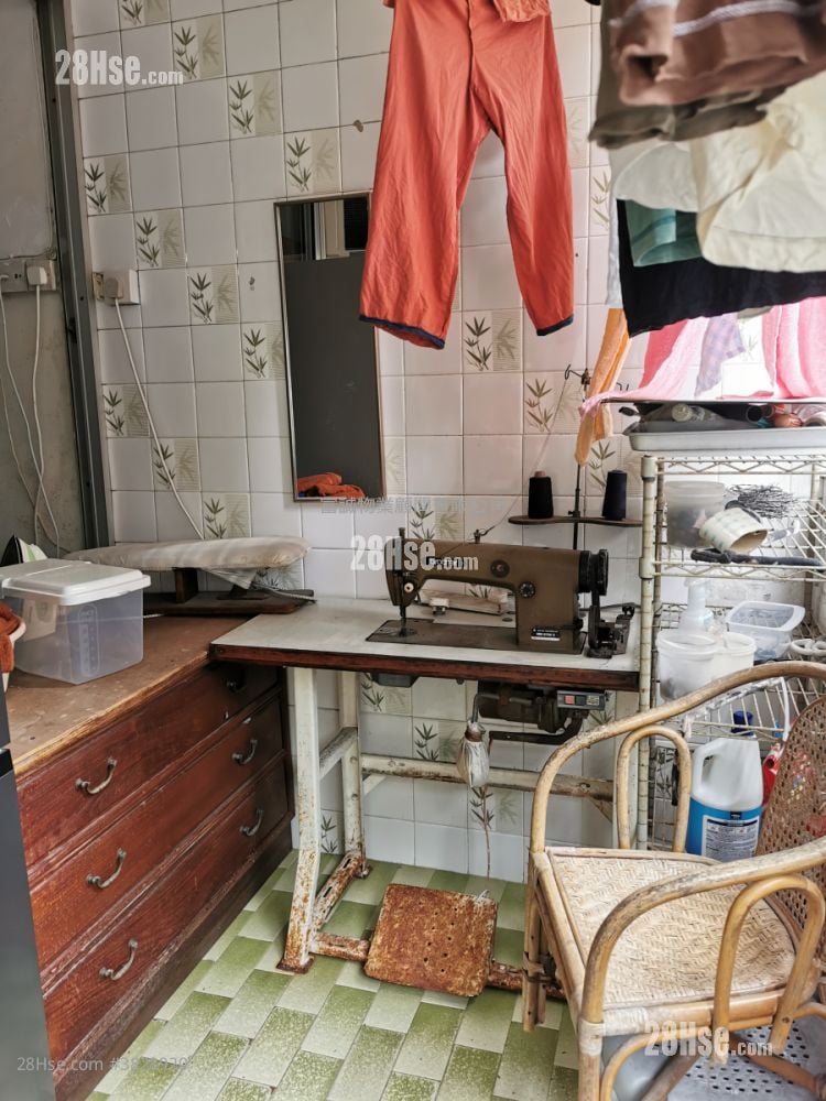 翠屏北邨 售盤 2 房 , 1 浴室 377 平方呎