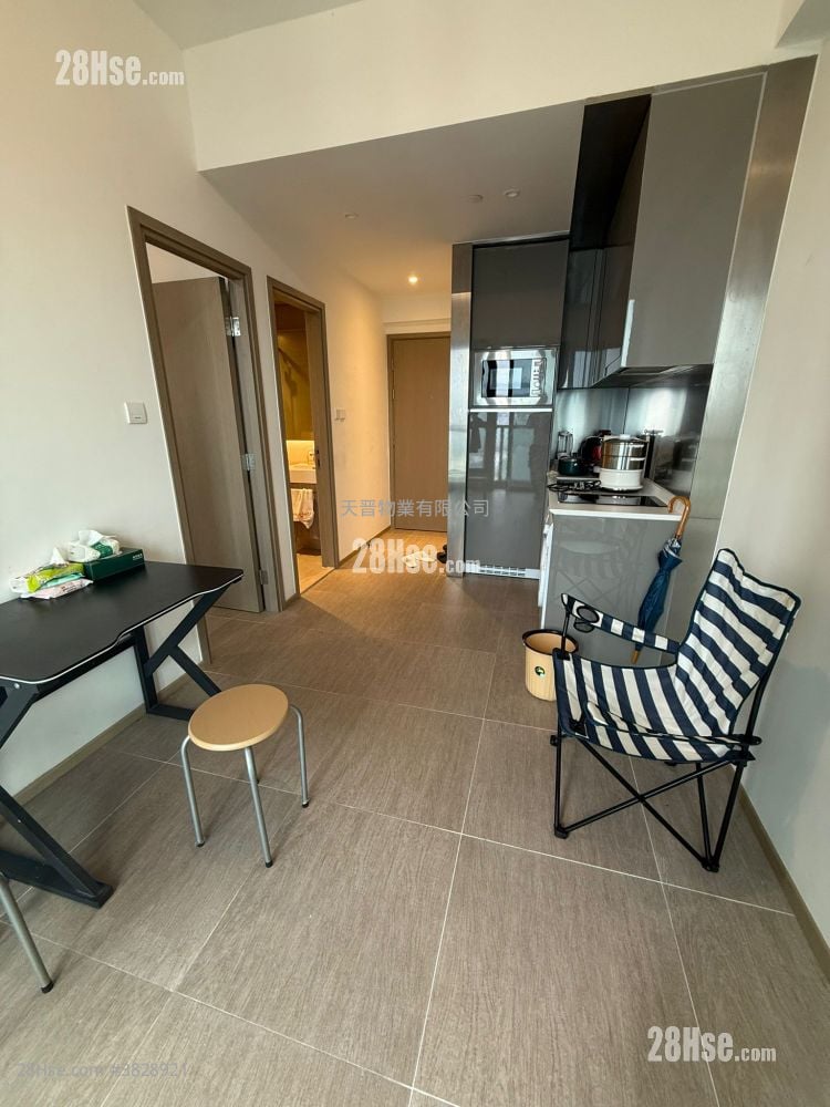 Eresidence Rental 1 Bedroom , 1 Bathroom 302 ft²