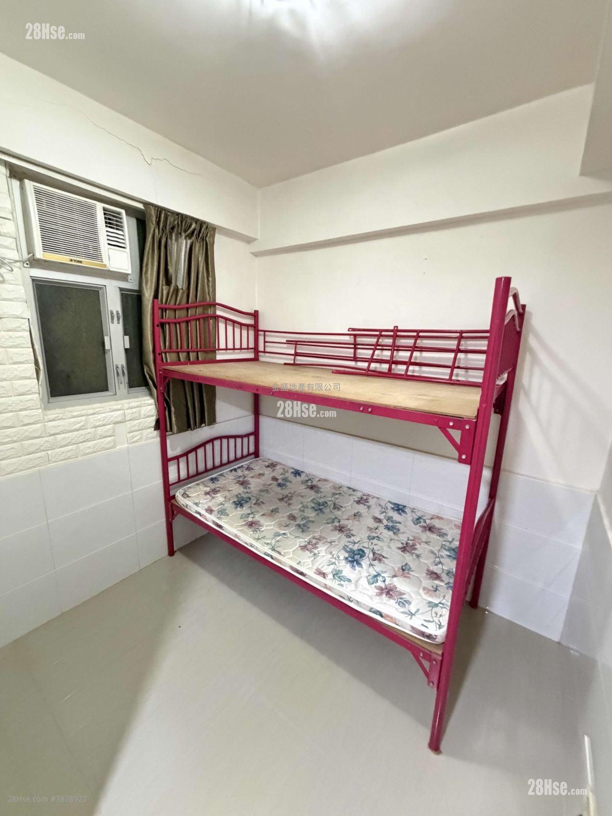 單幢樓房 租盤 1 浴室 110 平方呎