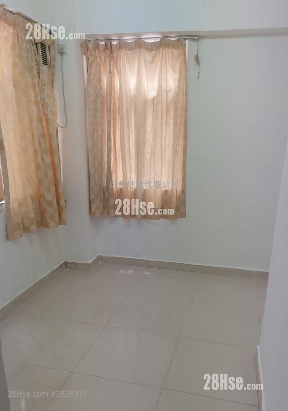 唐樓 租盤 1 浴室 100 平方呎