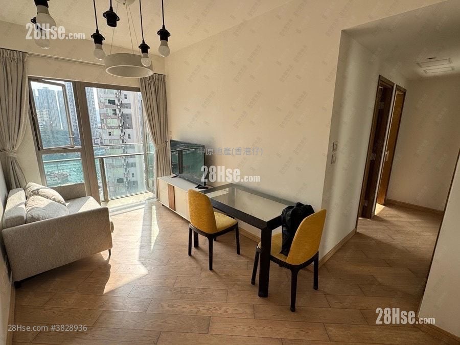 South Coast Sell 2 Bedrooms , 1 Bathroom 451 ft²