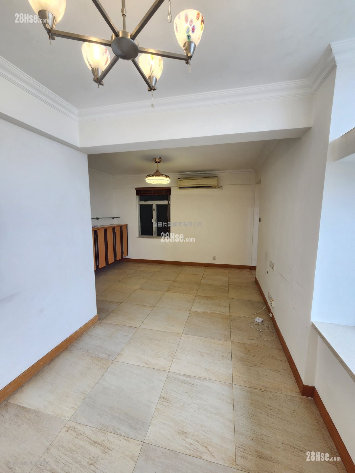 伊利莎伯大廈 租盤 1 房 , 1 浴室 536 平方呎