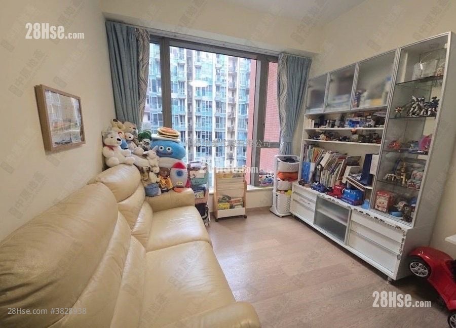 Centra Horizon Sell 2 Bedrooms 551 ft²