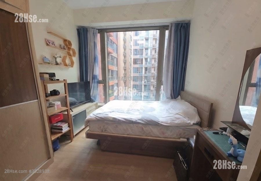 Centra Horizon Sell 2 Bedrooms 551 ft²