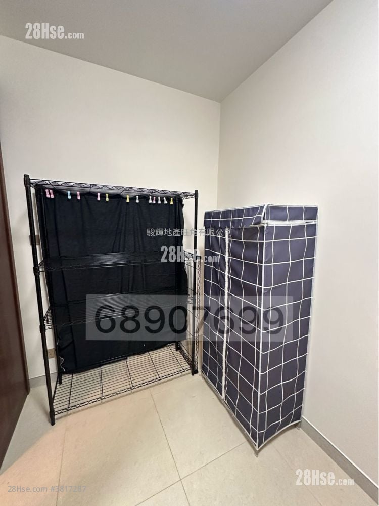 The Metropolis Residence Rental 2 Bedrooms , 1 Bathroom 477 ft²