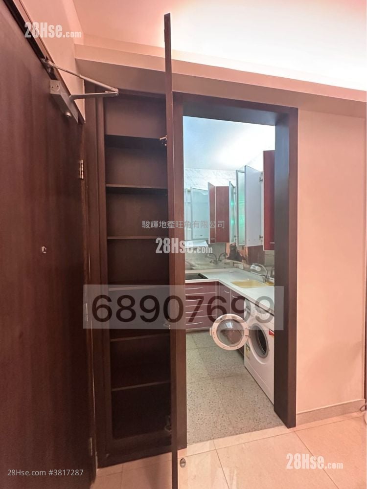 The Metropolis Residence Rental 2 Bedrooms , 1 Bathroom 477 ft²