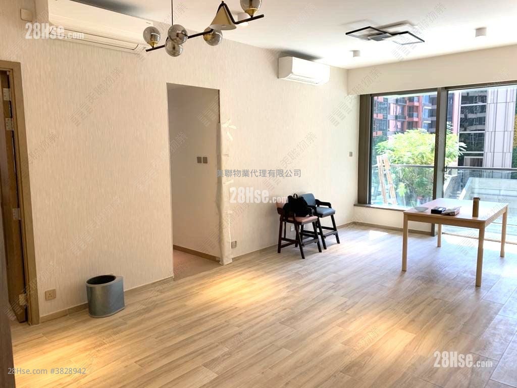 Centra Horizon Sell 3 Bedrooms 1,019 ft²