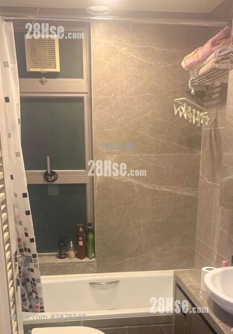 世宙 售盘 2 房 429 平方尺