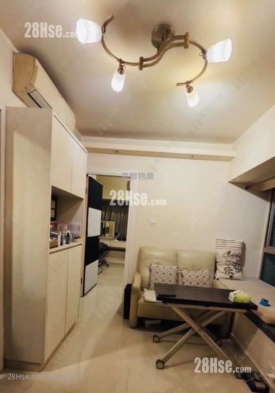 Metro Harbour View Sell 2 Bedrooms 320 ft²