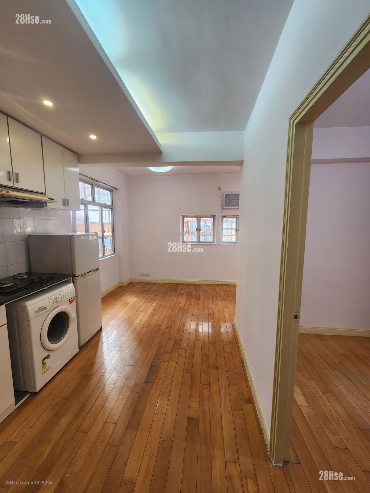 樂聲大廈 租盤 1 房 , 1 浴室 343 平方呎