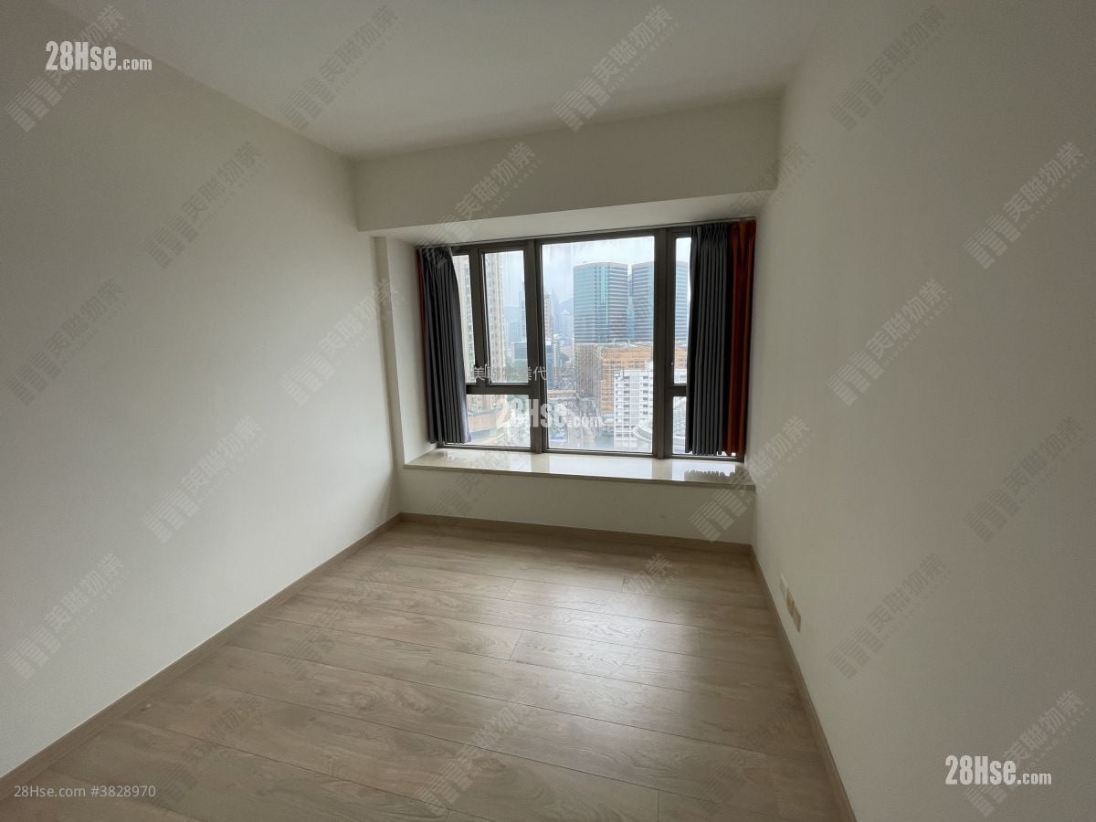 主人房: Grand Austin 售盘 4 房 , 2 浴室 1,196 平方尺