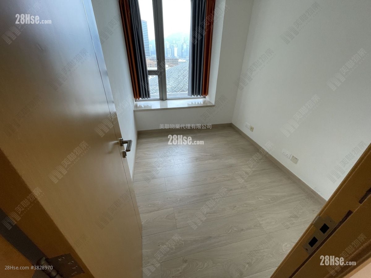 睡房 2: Grand Austin 售盘 4 房 , 2 浴室 1,196 平方尺