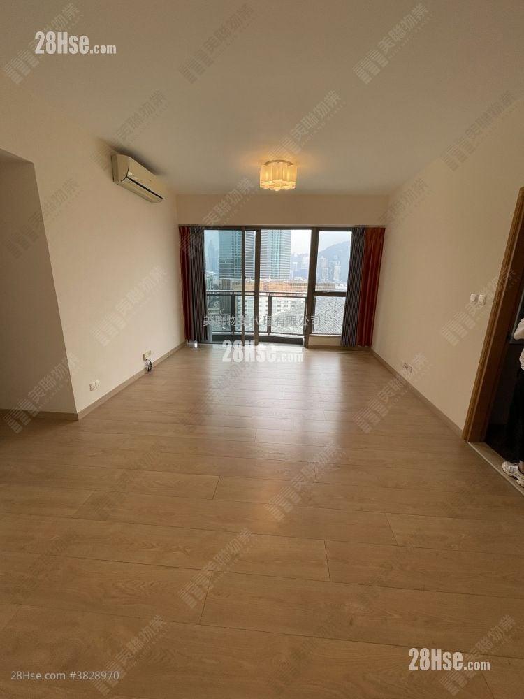 厅: Grand Austin 售盘 4 房 , 2 浴室 1,196 平方尺