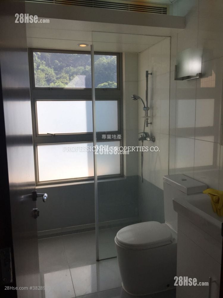 怡峰 售盘 3 房 , 2 浴室 830 平方尺