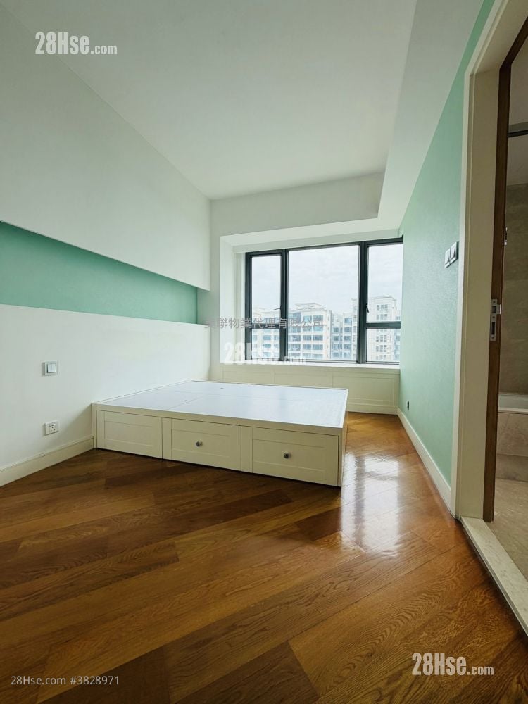 溋玥天赋海湾 售盘 4 房 1,559 平方尺