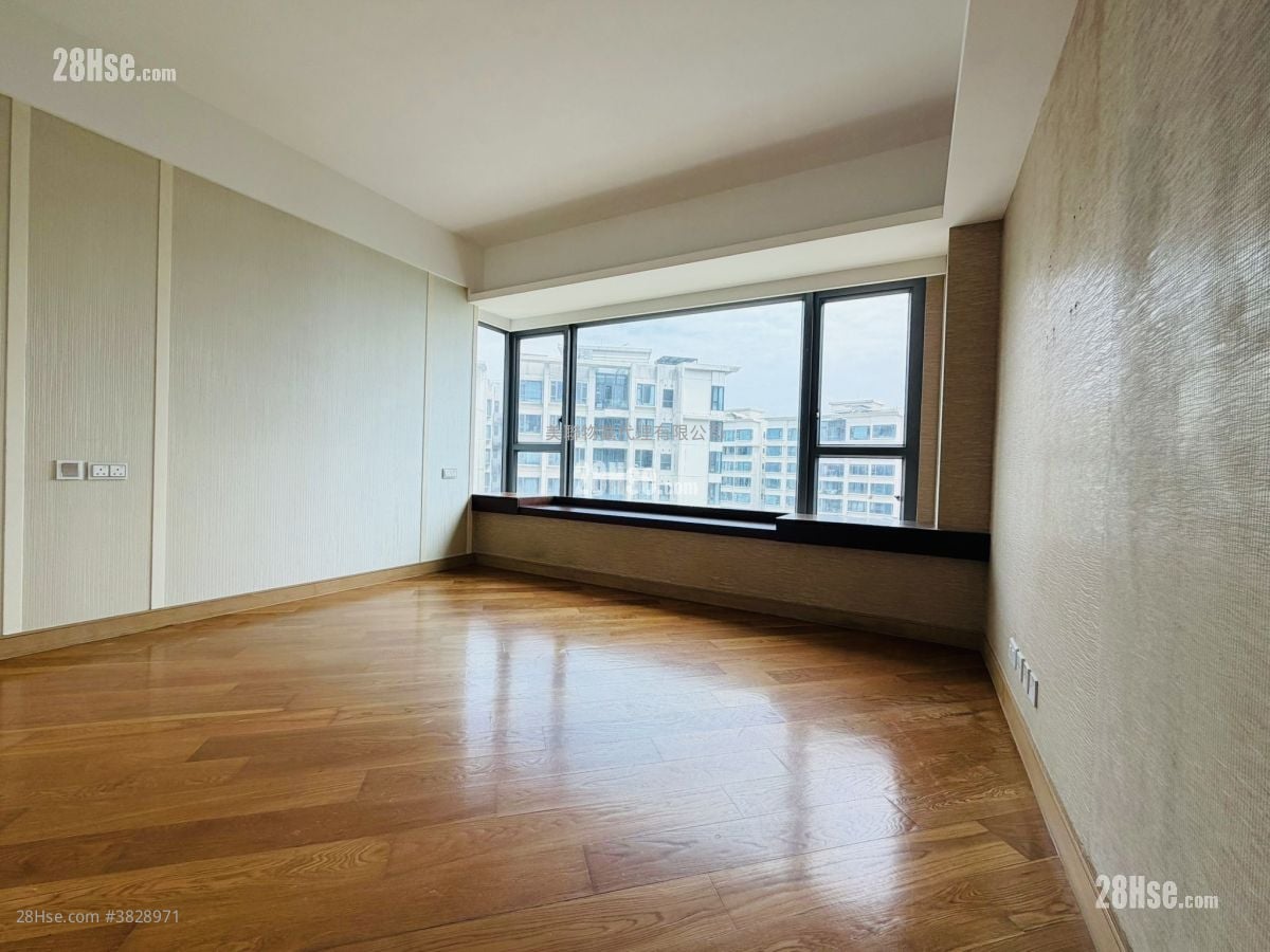 溋玥天赋海湾 售盘 4 房 1,559 平方尺