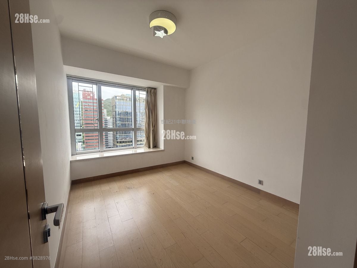 深湾9号 售盘 3 房 , 2 浴室 1,421 平方尺