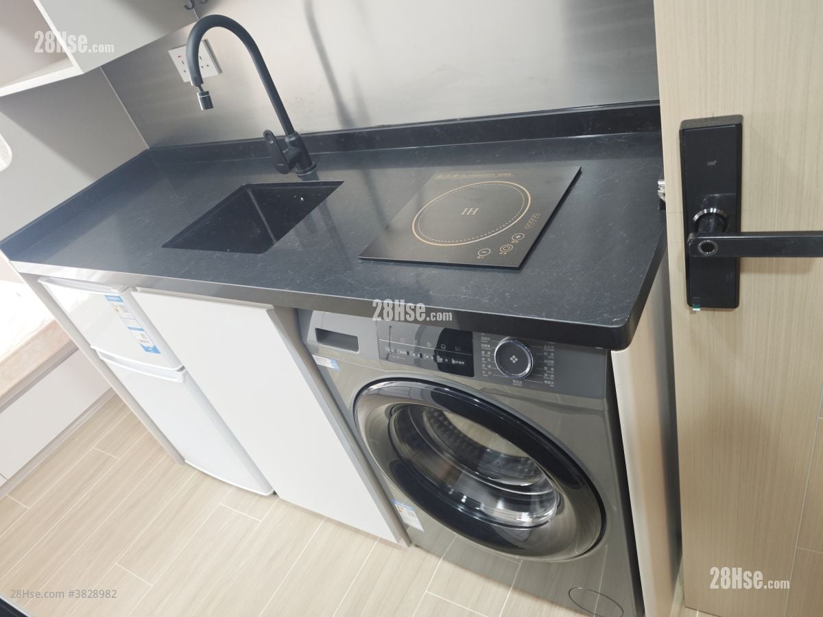 kitchen: 洗衣機 電磁爐 冰箱