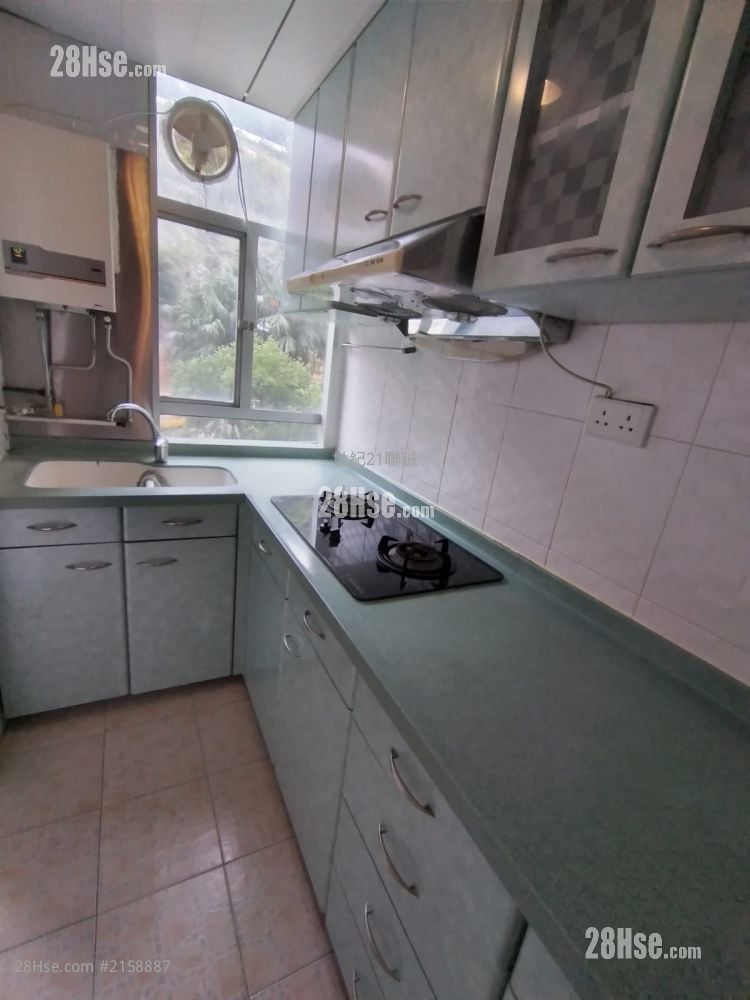 康華苑 售盤 2 房 , 1 浴室 380 平方呎