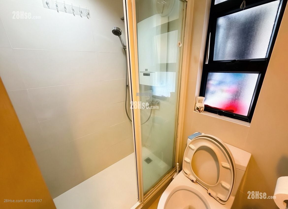 怡景園 售盤 3 房 , 1 浴室 489 平方呎