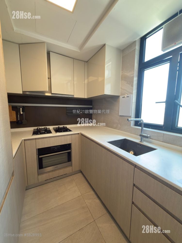 嘉汇 租盘 4 房 , 2 浴室 964 平方尺