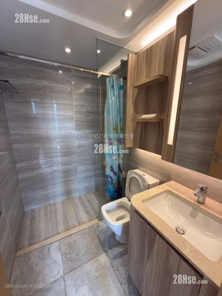 嘉汇 租盘 4 房 , 2 浴室 964 平方尺