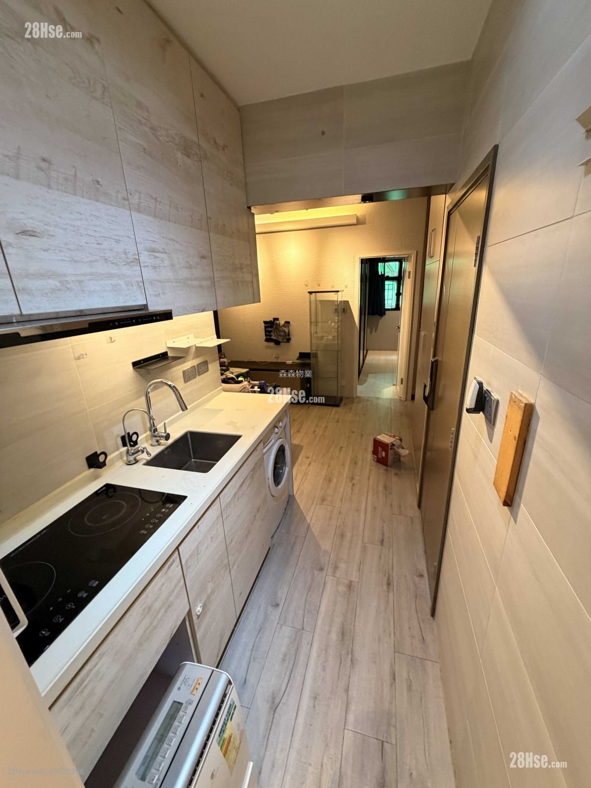 福昌楼 租盘 336 平方尺