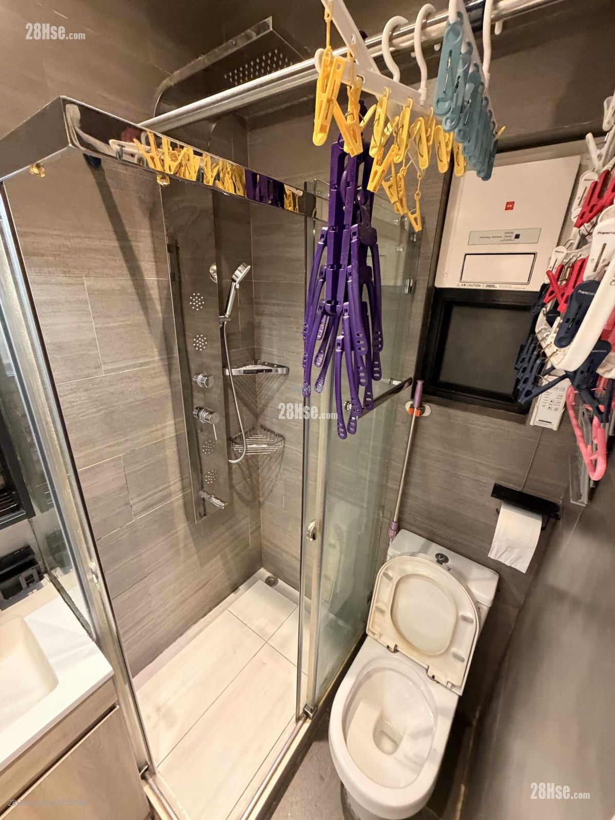 福昌楼 租盘 336 平方尺