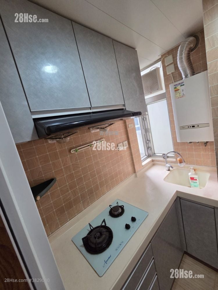 Causeway Centre Rental 1 Bedroom , 1 Bathroom 302 ft²