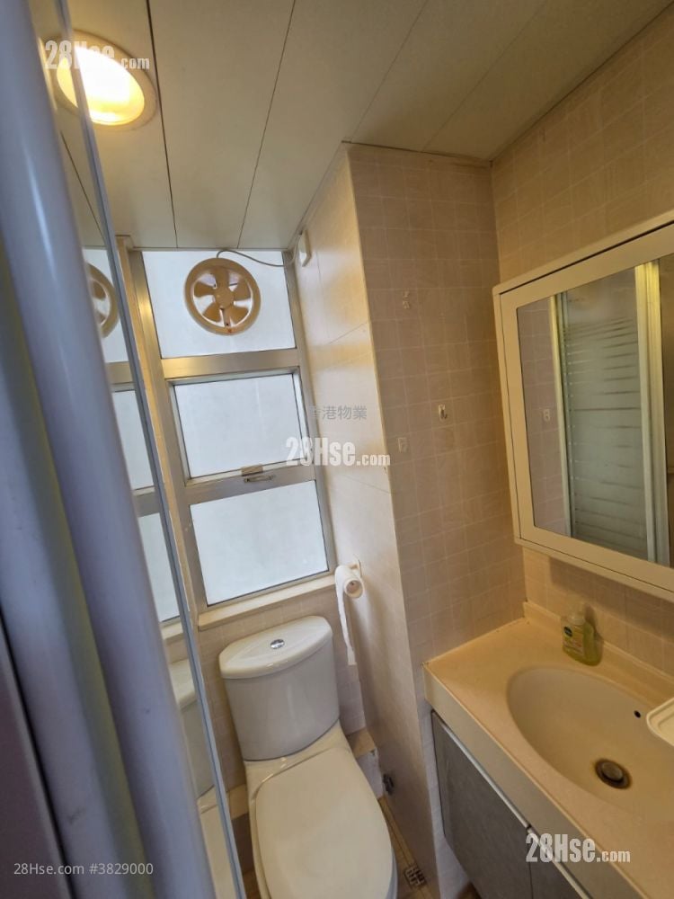 Causeway Centre Rental 1 Bedroom , 1 Bathroom 302 ft²