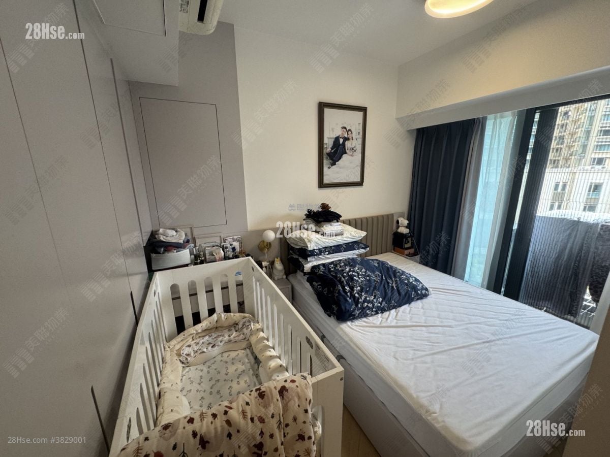 St Martin Sell 3 Bedrooms , 1 Bathroom 631 ft²