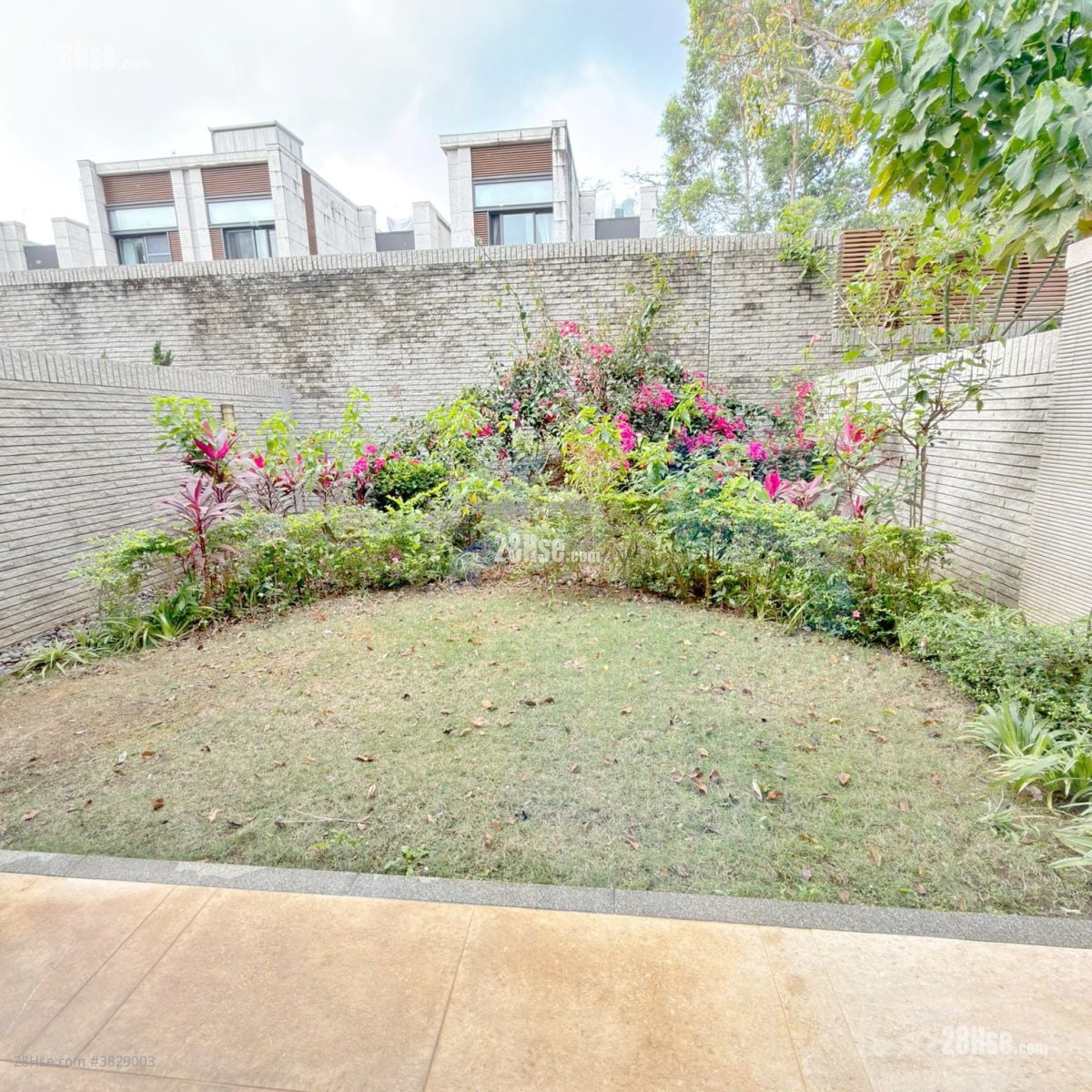 天巒 租盤 3 房 , 5+ 浴室 1,576 平方呎